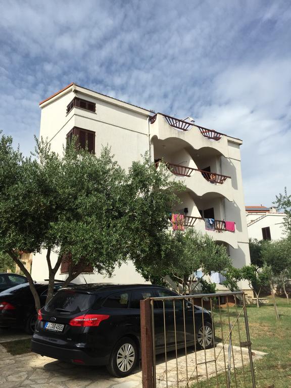 Apartments Villa Cherry Novalja Exterior foto